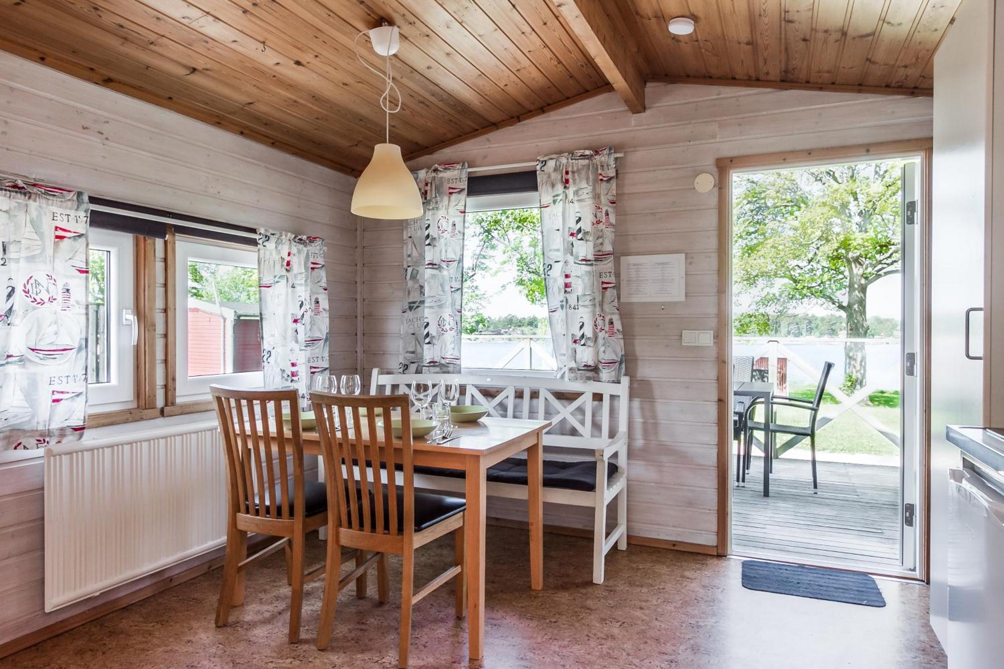 Kristinehamn Herrgardscamping & Stugor Buitenkant foto