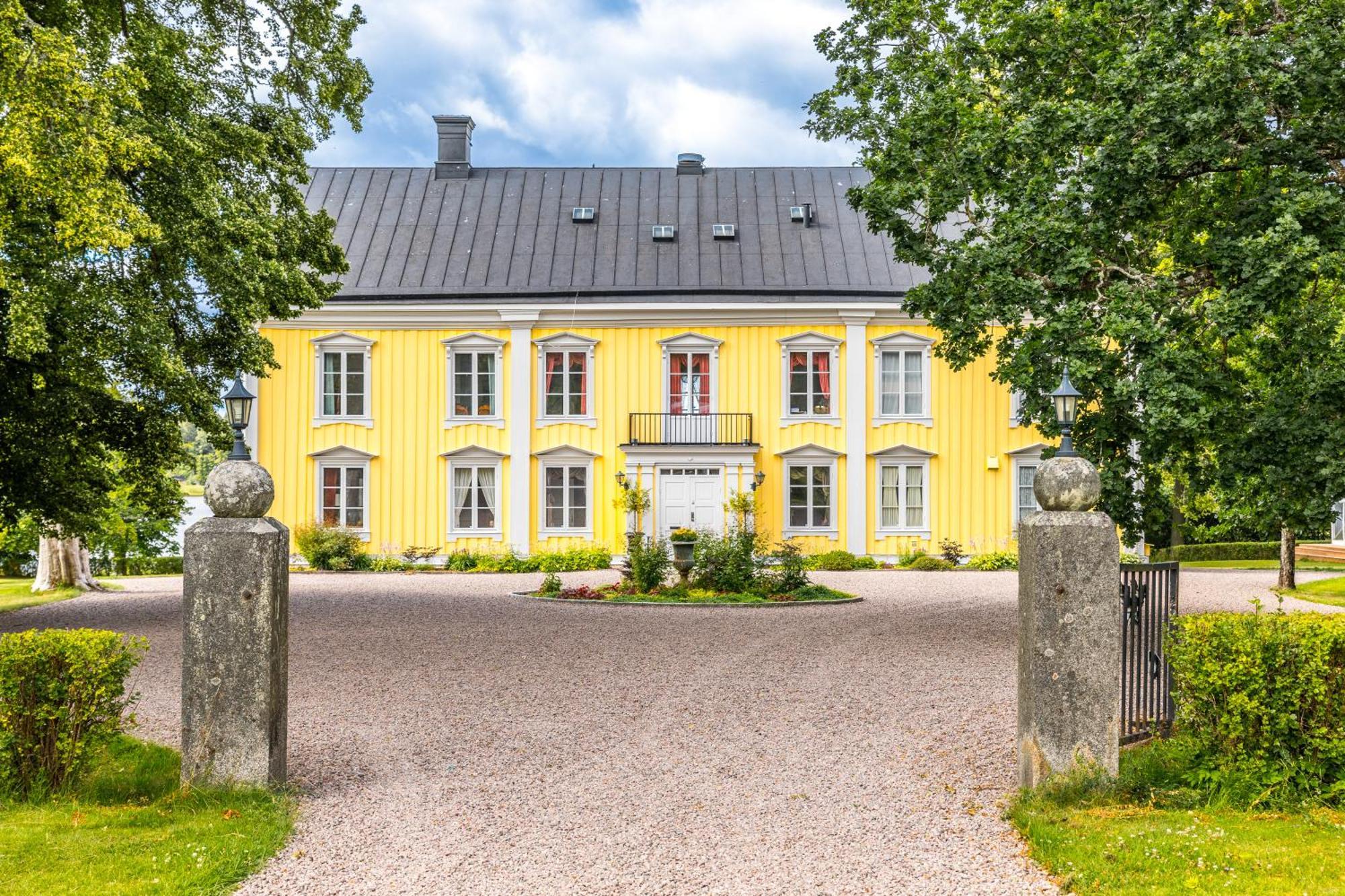 Kristinehamn Herrgardscamping & Stugor Buitenkant foto