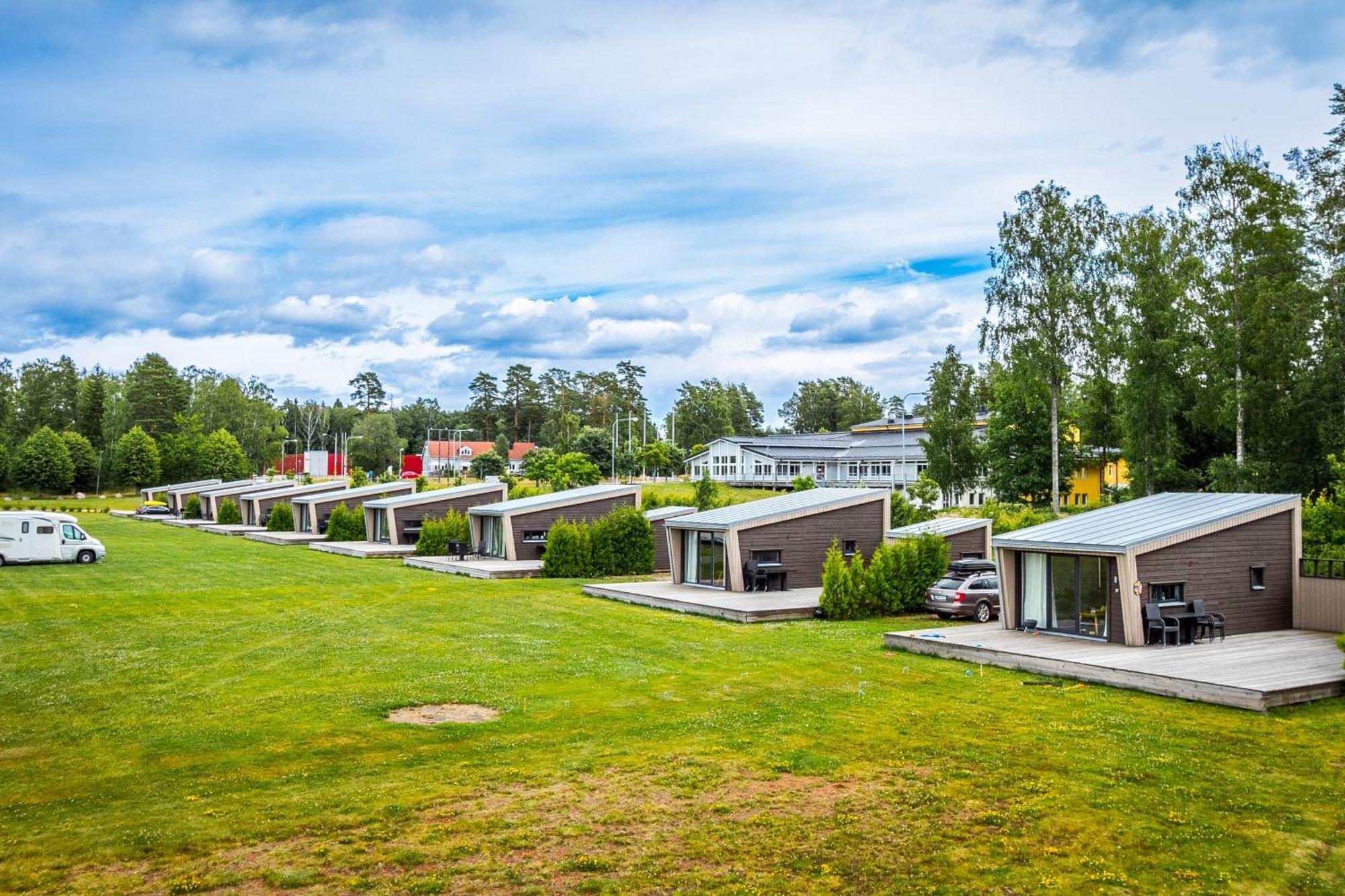 Kristinehamn Herrgardscamping & Stugor Buitenkant foto