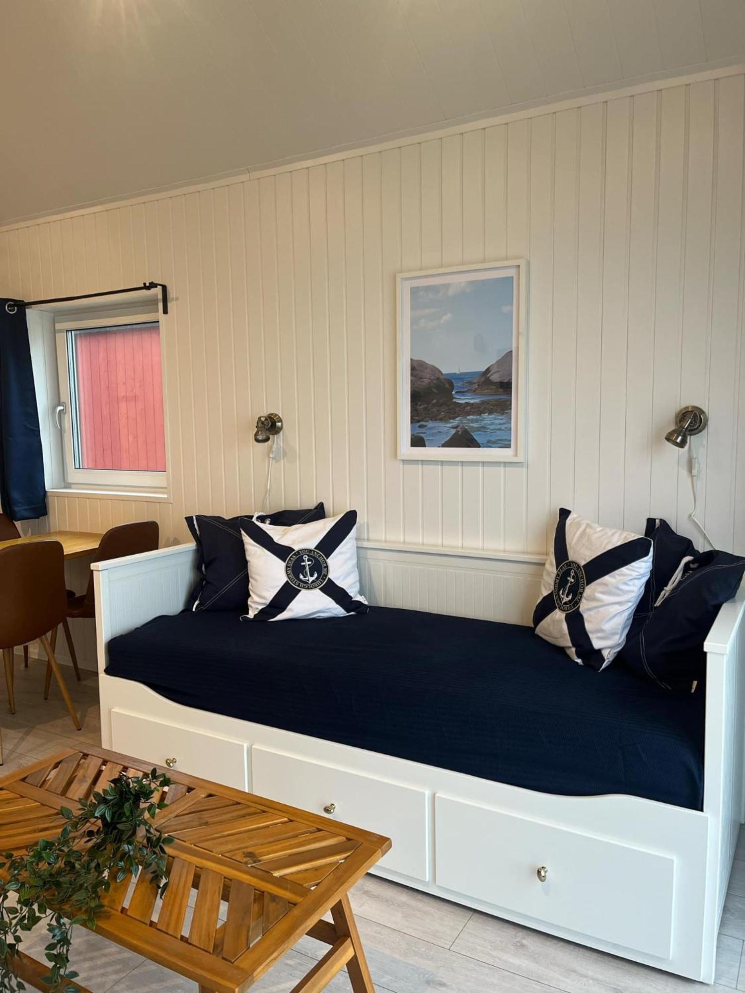 Kristinehamn Herrgardscamping & Stugor Buitenkant foto