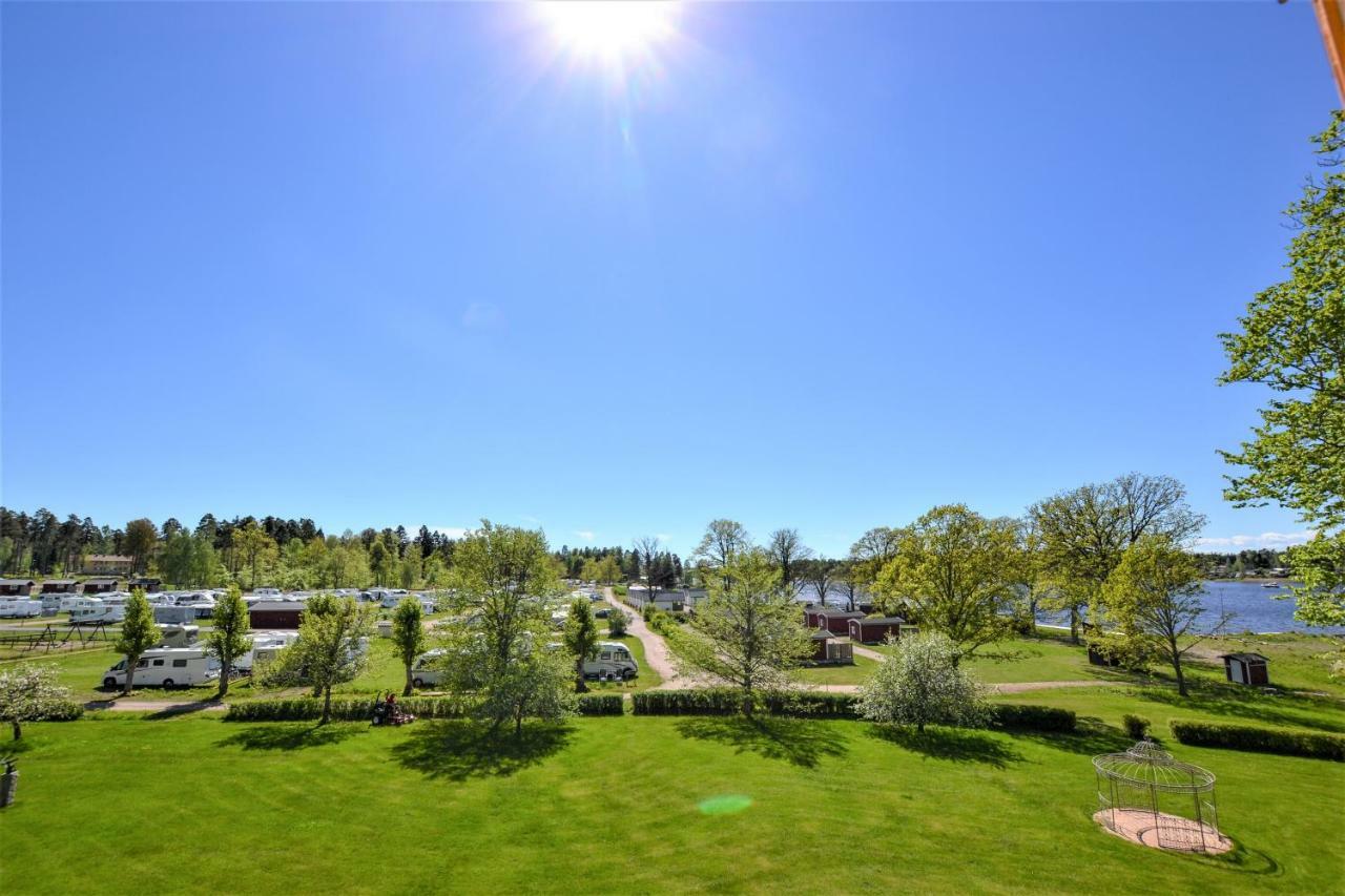 Kristinehamn Herrgardscamping & Stugor Buitenkant foto