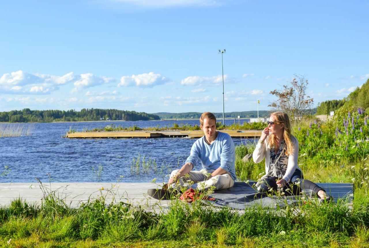 Kristinehamn Herrgardscamping & Stugor Buitenkant foto
