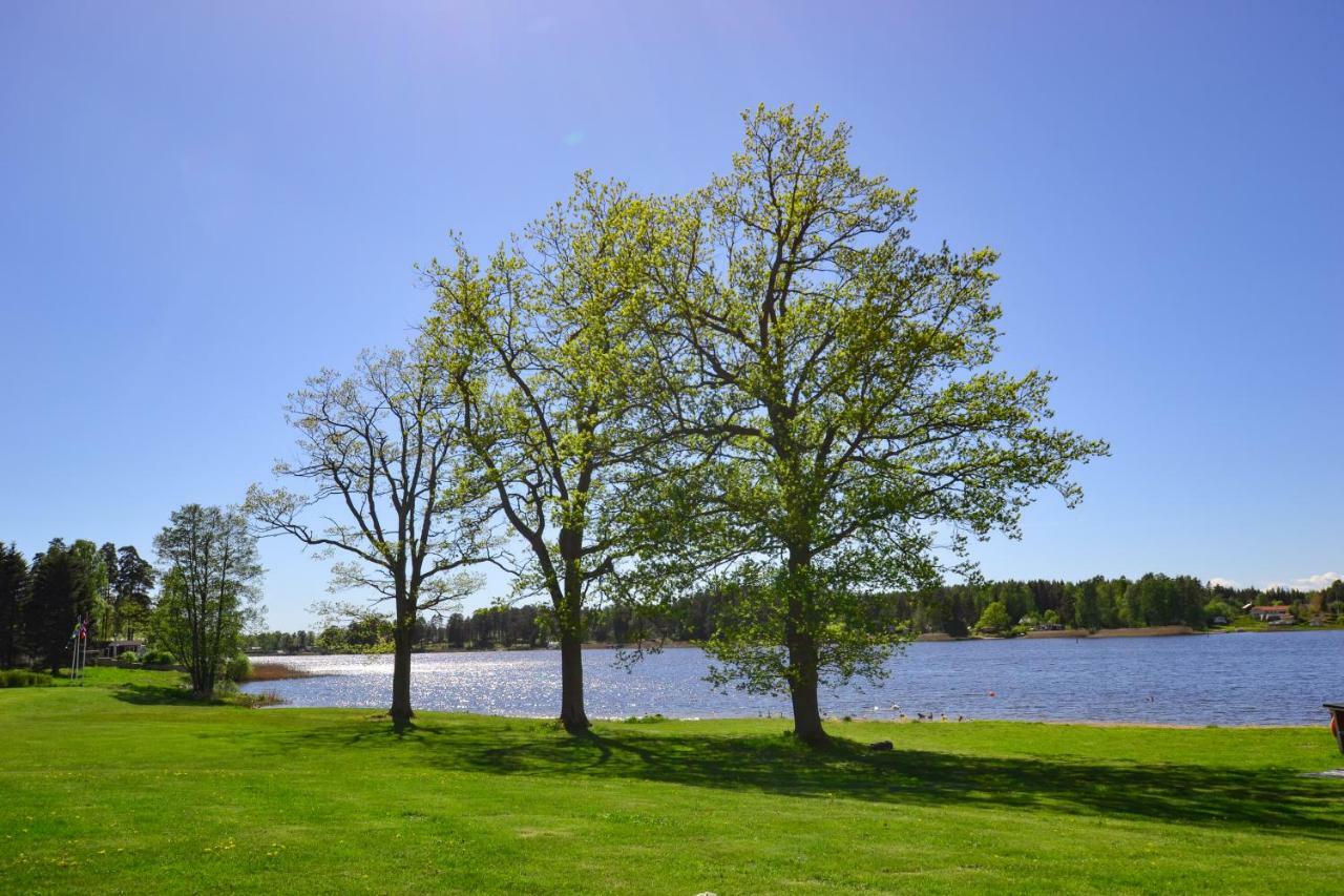 Kristinehamn Herrgardscamping & Stugor Buitenkant foto